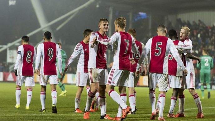 遇战绩滑坡 遇战绩滑坡