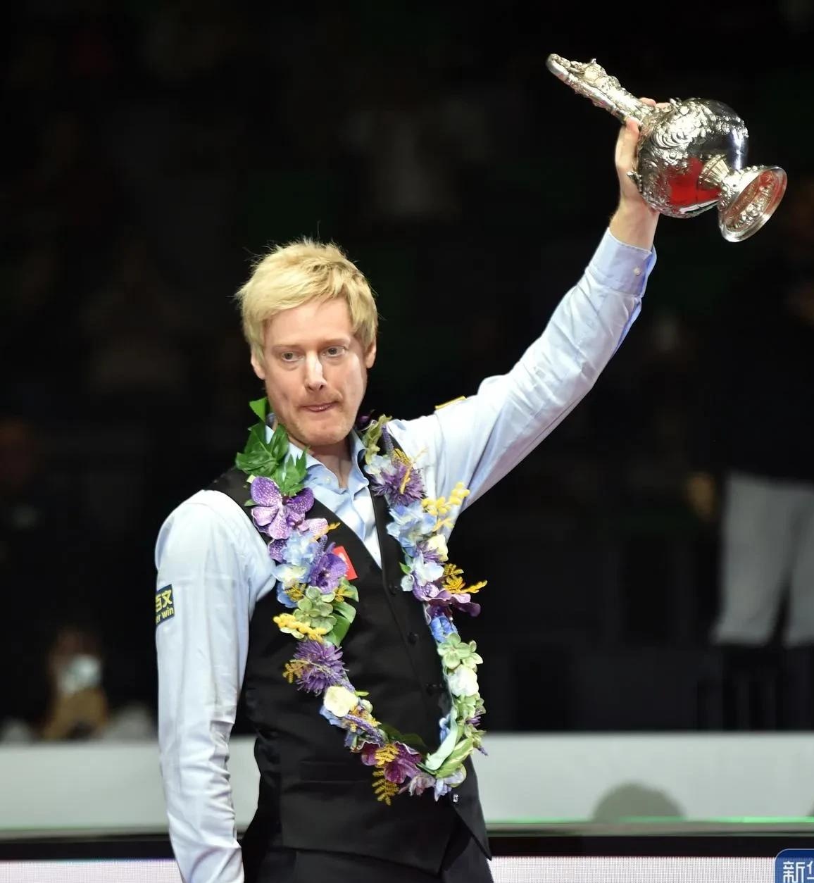 受到他为球 受到他为球