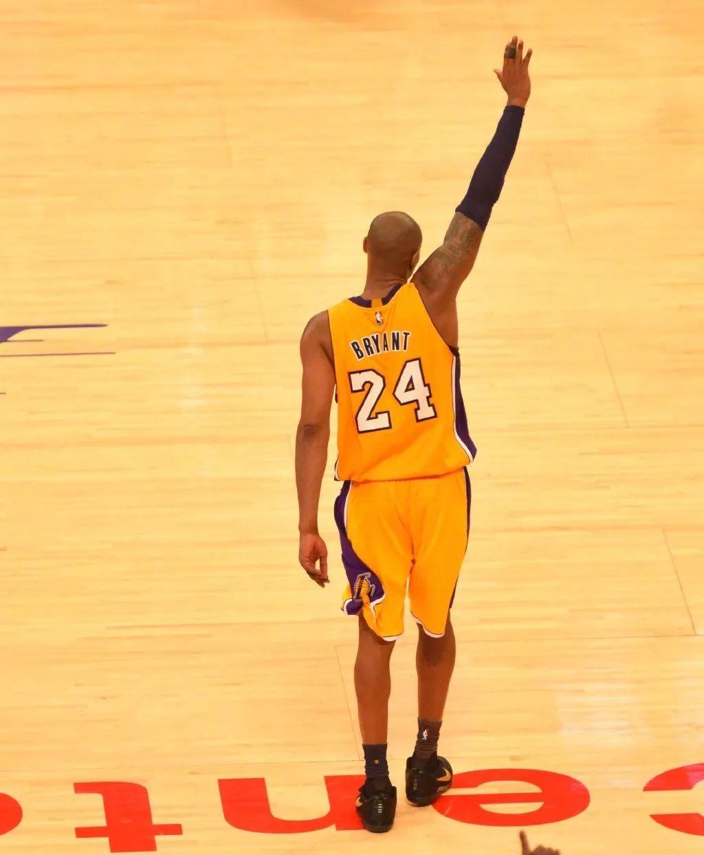 右侧既要撑 右侧既要撑