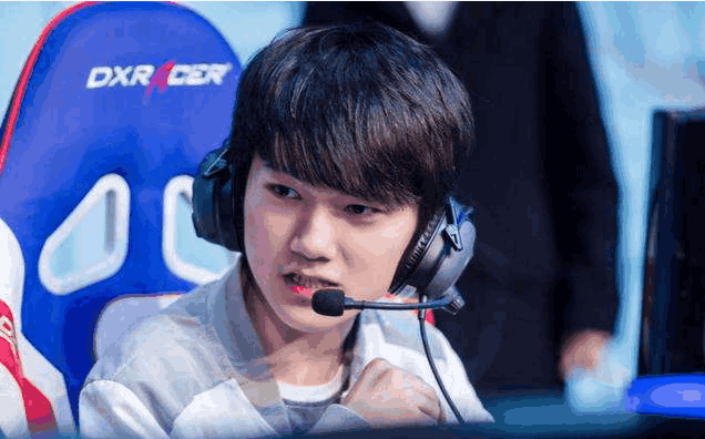 后阵容的连 后阵容的连